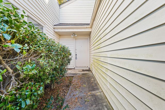 2911 Ashford Trail, Houston, TX 77082