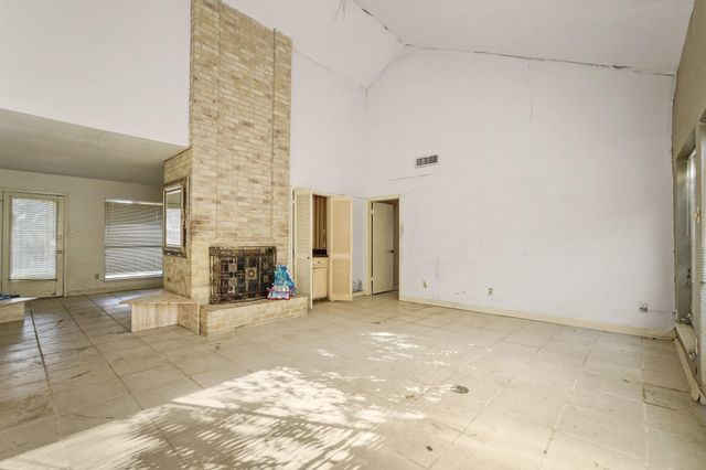 2911 Ashford Trail, Houston, TX 77082