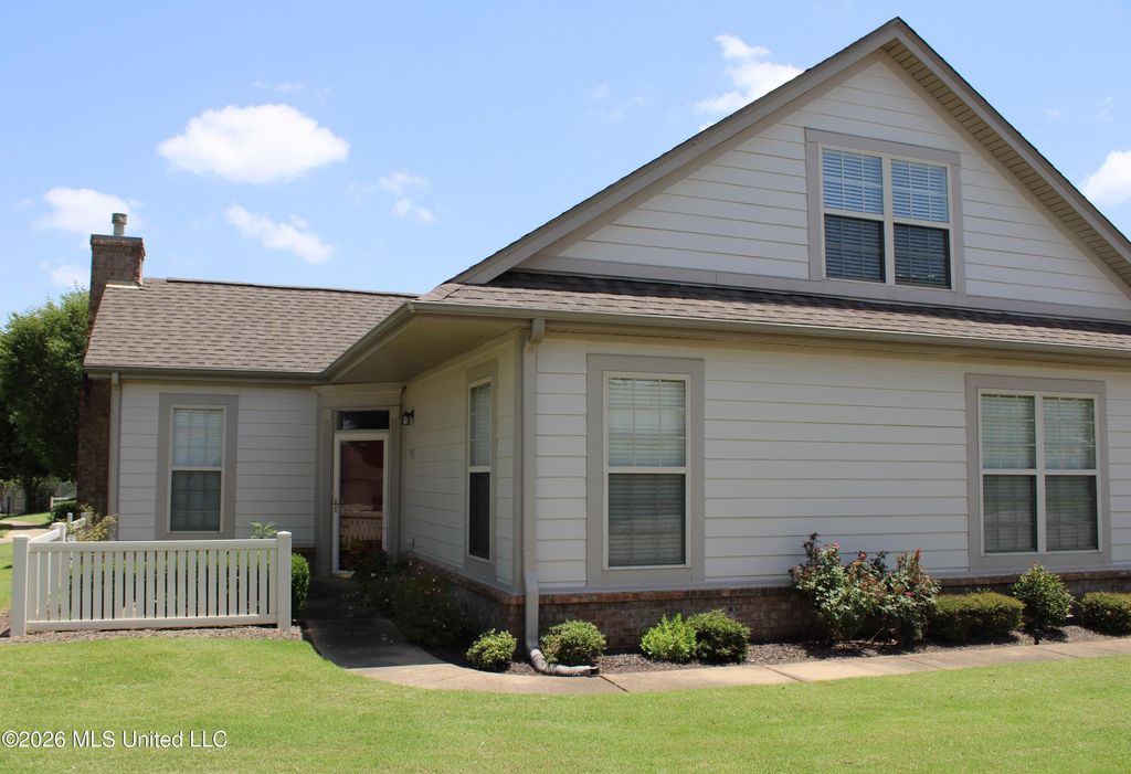 8817 Parkview Oaks Circle, Olive Branch, MS 38654 — photo 2