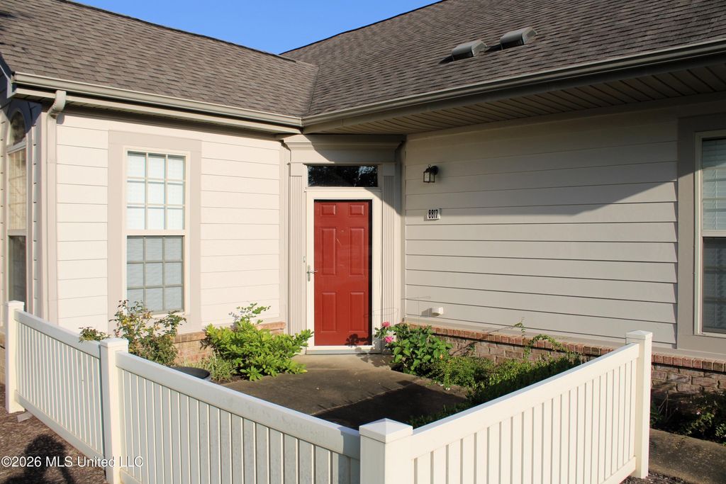 8817 Parkview Oaks Circle, Olive Branch, MS 38654 — photo 4