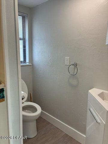 28 Azalea Drive, Ormond Beach, FL 32176