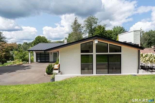 5 Windsor Road, North Haven, CT 06473