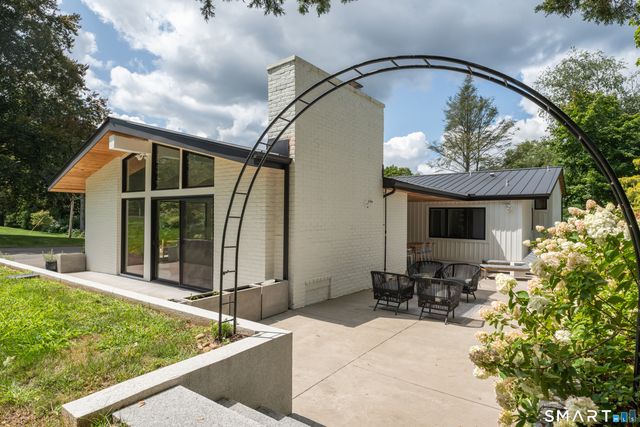 5 Windsor Road, North Haven, CT 06473