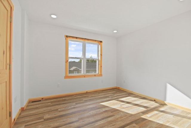 504 OAKLAWN AVE, Fayette, MO 65248