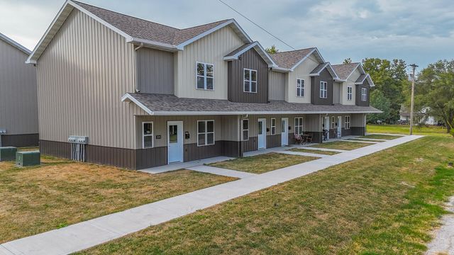 504 OAKLAWN AVE, Fayette, MO 65248