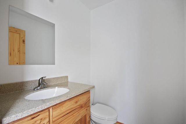 504 OAKLAWN AVE, Fayette, MO 65248