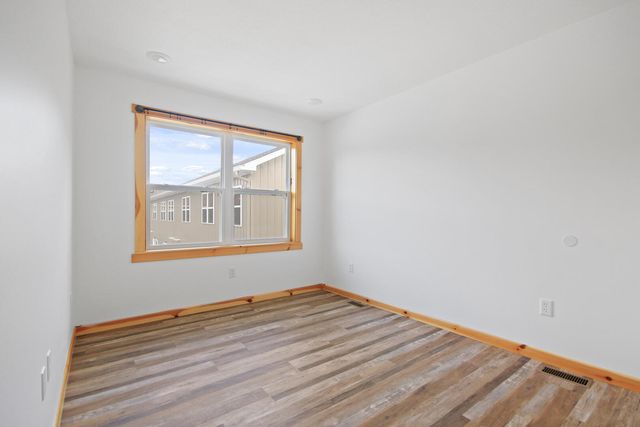 504 OAKLAWN AVE, Fayette, MO 65248