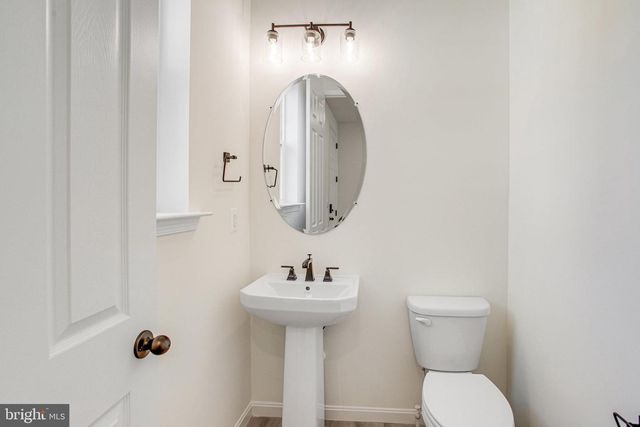 2808 WHITE TAIL DR, Locust Grove, VA 22508