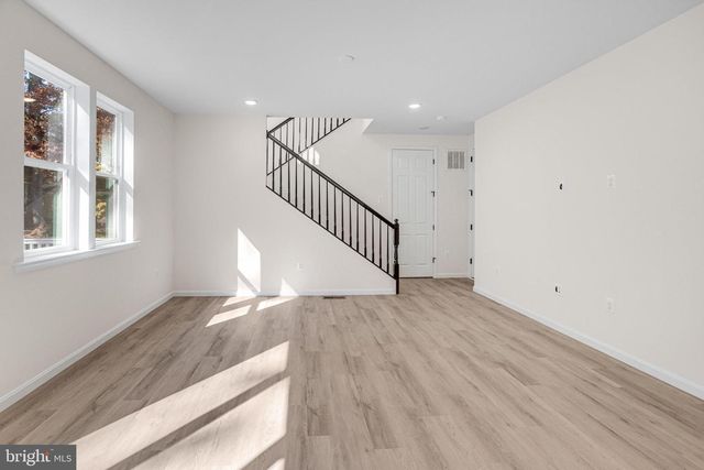 2808 WHITE TAIL DR, Locust Grove, VA 22508