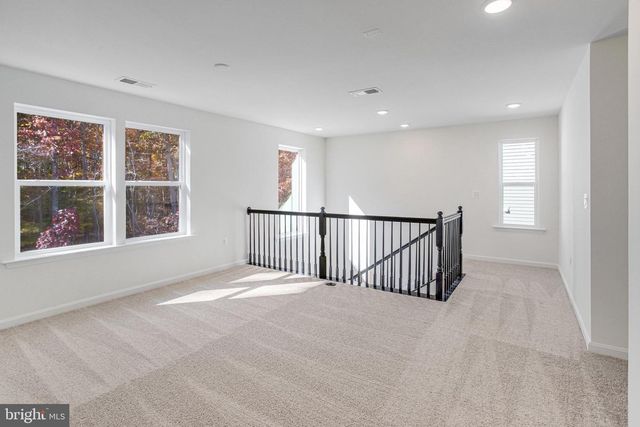 2808 WHITE TAIL DR, Locust Grove, VA 22508