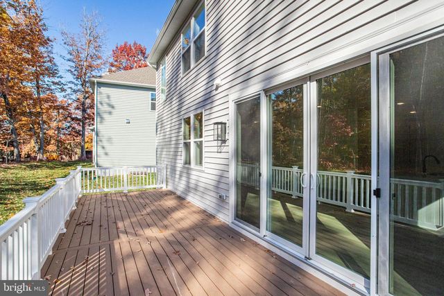 2808 WHITE TAIL DR, Locust Grove, VA 22508