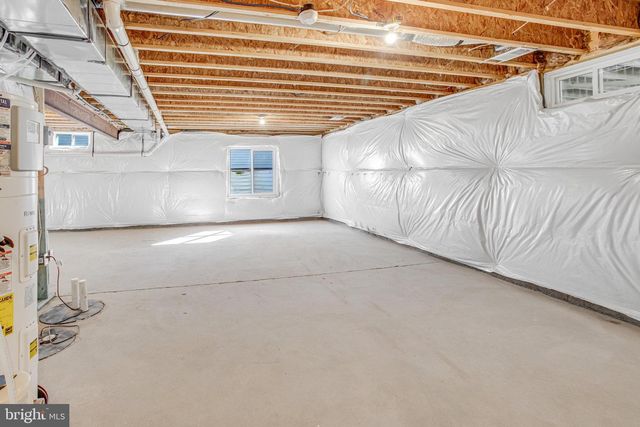 2808 WHITE TAIL DR, Locust Grove, VA 22508