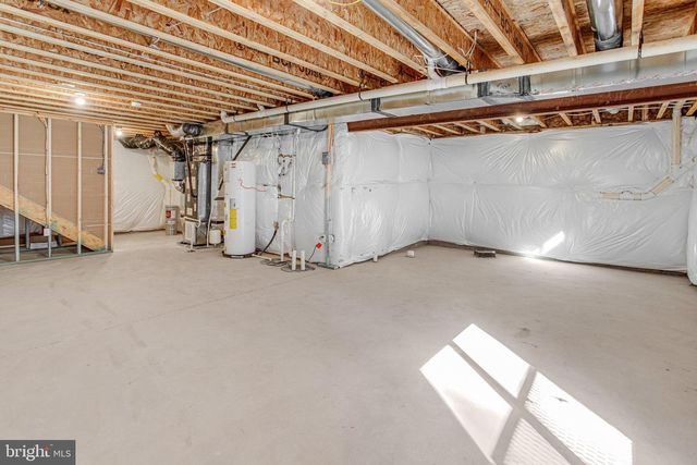 2808 WHITE TAIL DR, Locust Grove, VA 22508