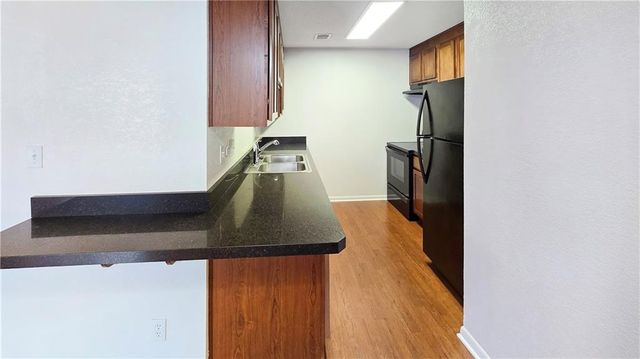 6222 Robinson Street 3, Overland Park, KS 66202