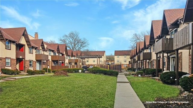 6222 Robinson Street 3, Overland Park, KS 66202