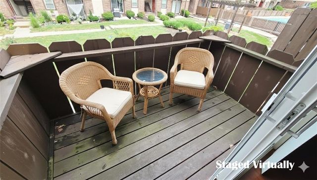 6222 Robinson Street 3, Overland Park, KS 66202