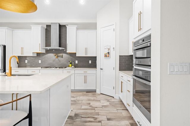 12630 HORSESHOE BEND DRIVE, Lithia, FL 33547