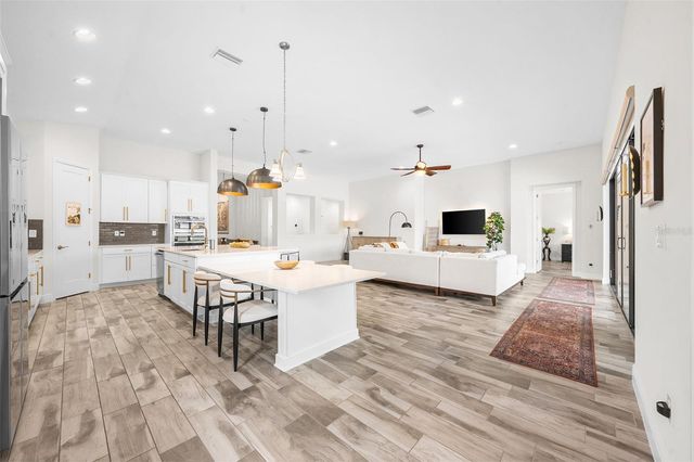 12630 HORSESHOE BEND DRIVE, Lithia, FL 33547