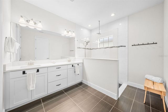 12630 HORSESHOE BEND DRIVE, Lithia, FL 33547