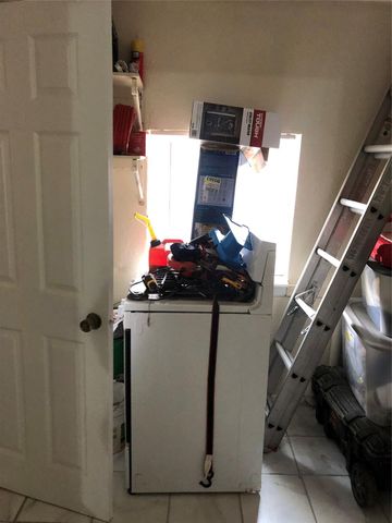 827 1st Avenue N, Texas City, TX 77590