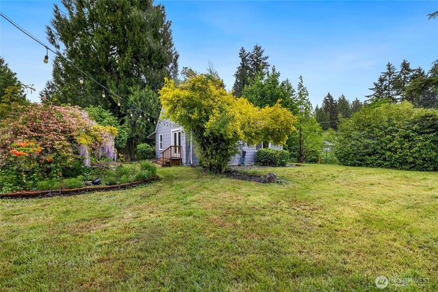 11513 Jovita Blvd E, Edgewood, WA 98372
