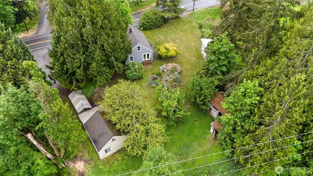 11513 Jovita Blvd E, Edgewood, WA 98372