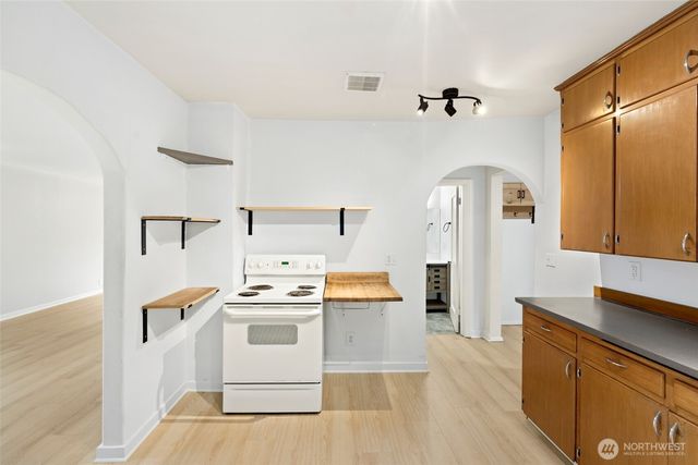 11513 Jovita Blvd E, Edgewood, WA 98372