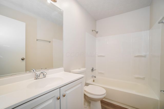 3183 Innisbrook Court, Pickerington, OH 43147