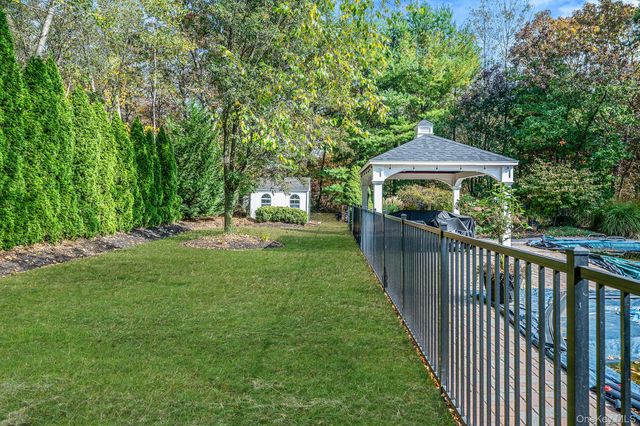 445 Harrison Avenue, Miller Place, NY 11764