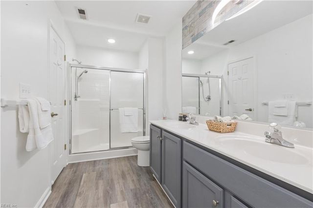 808 Sandy Bay Cove, Newport News, VA 23602