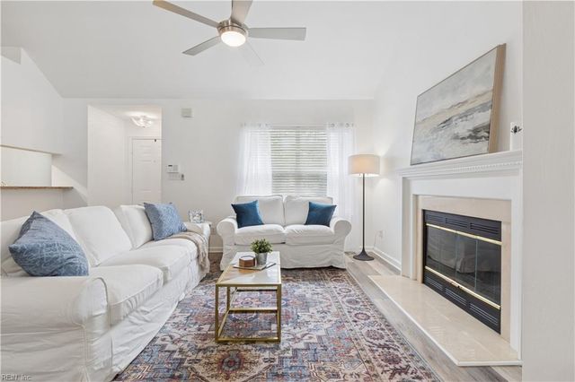 808 Sandy Bay Cove, Newport News, VA 23602
