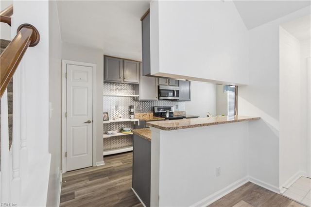 808 Sandy Bay Cove, Newport News, VA 23602
