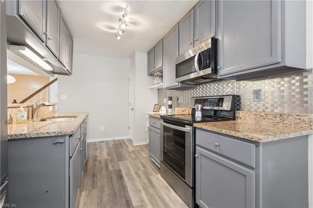 808 Sandy Bay Cove, Newport News, VA 23602