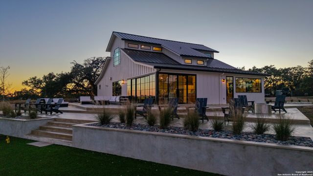 5999 Ranch Road 165, Blanco, TX 78606