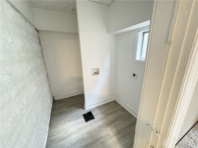 14 Cambridge Avenue, Dayton, OH 45406