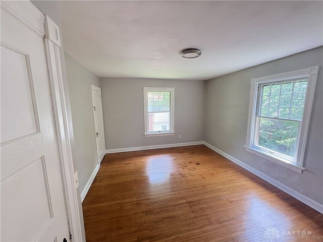 14 Cambridge Avenue, Dayton, OH 45406