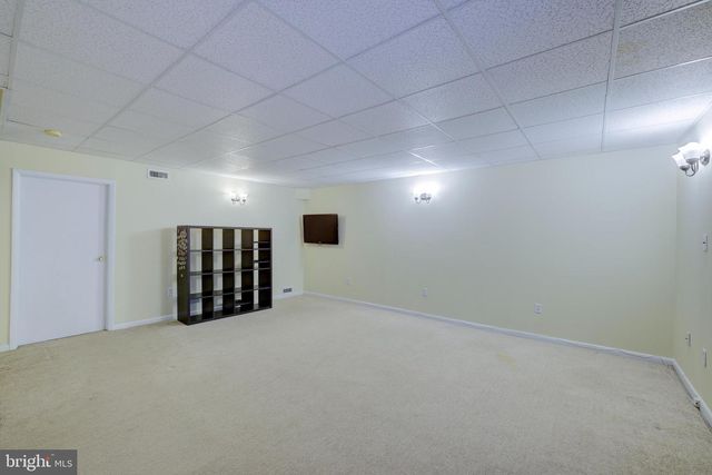 1305 SENECA RUN, Ambler, PA 19002