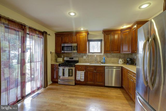 1305 SENECA RUN, Ambler, PA 19002