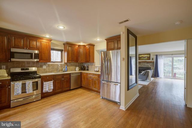 1305 SENECA RUN, Ambler, PA 19002