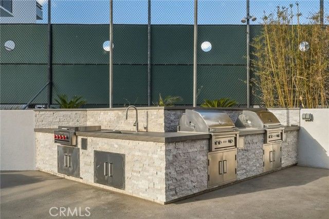 345 Pioneer Drive 501, Glendale, CA 91203