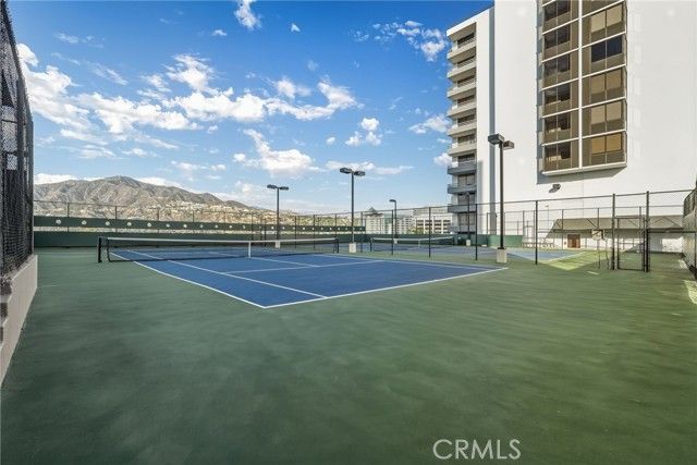 345 Pioneer Drive 501, Glendale, CA 91203