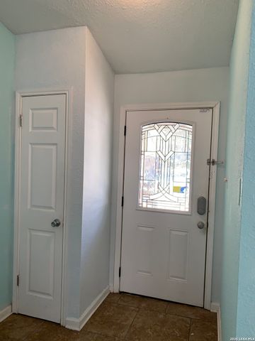 7214 Breeze Hollow, San Antonio, TX 78250