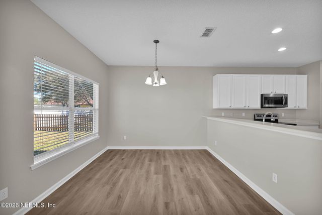 8663 DERRY Drive, Jacksonville, FL 32244