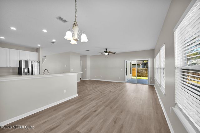 8663 DERRY Drive, Jacksonville, FL 32244