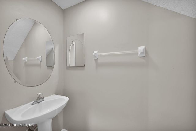 8663 DERRY Drive, Jacksonville, FL 32244