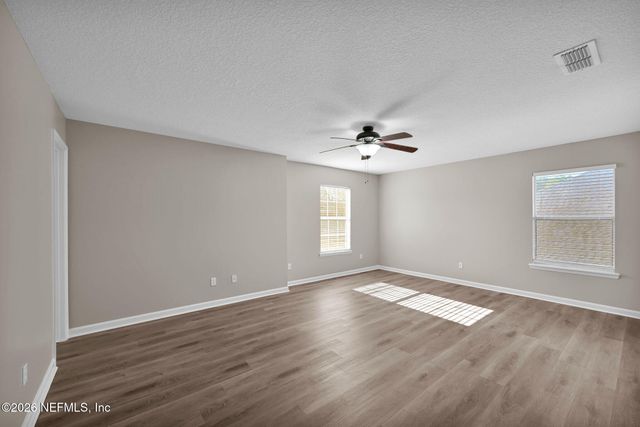 8663 DERRY Drive, Jacksonville, FL 32244