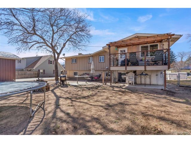 333 10th St, Windsor, CO 80550