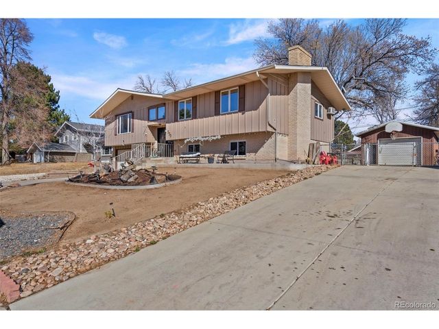 333 10th St, Windsor, CO 80550