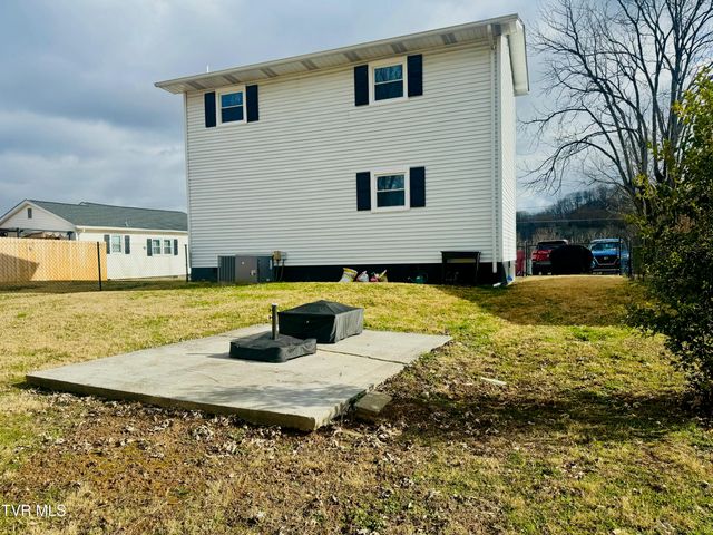 1705 East Millard Street, Johnson City, TN 37601