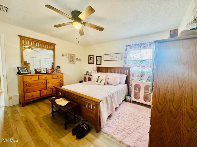 1705 East Millard Street, Johnson City, TN 37601